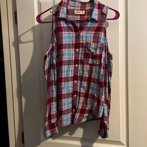 Hollister button up cut out shoulder shirt